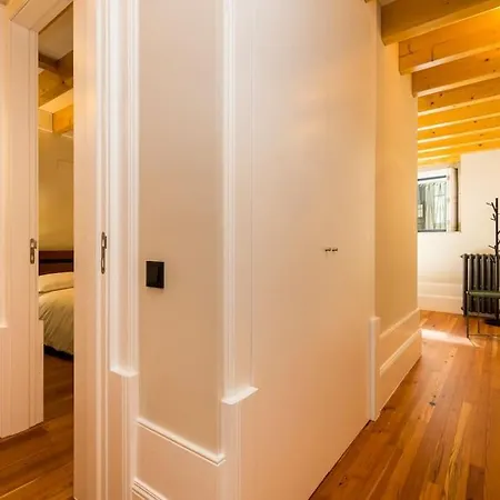 Apartment Trendy *